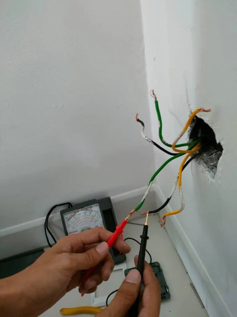 Electrical work by Pro Electrician